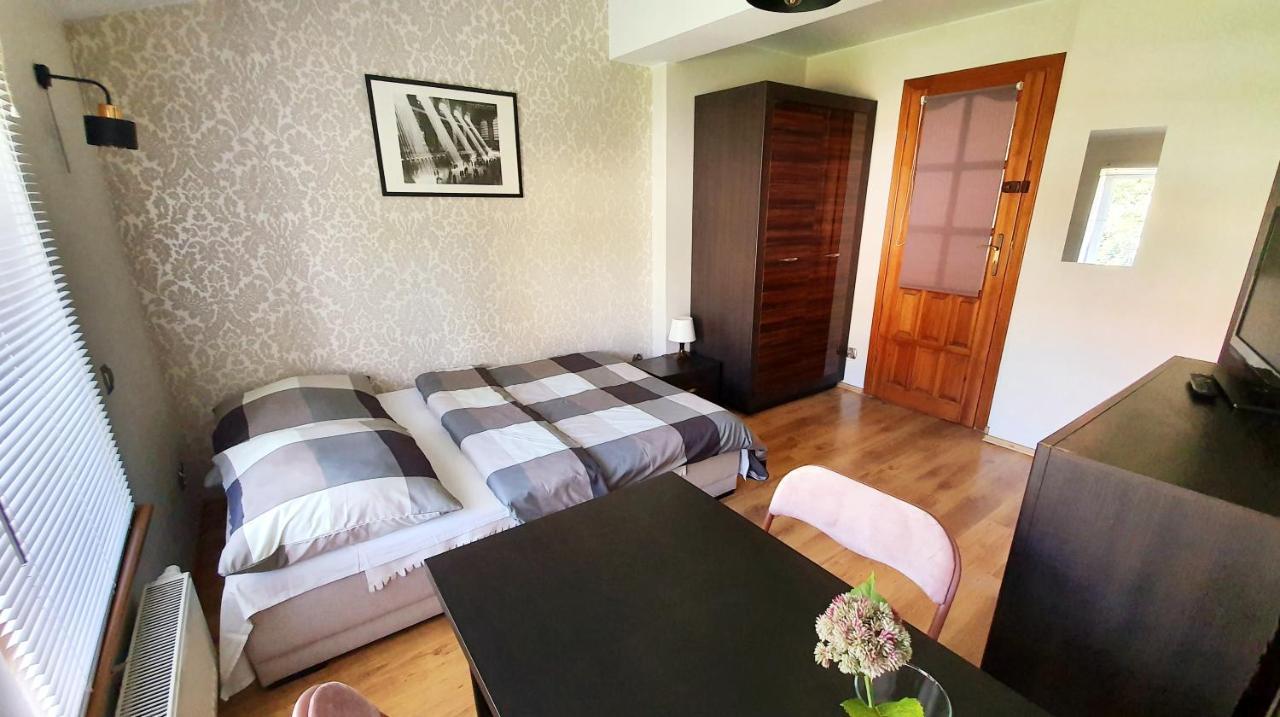 Ginger Doors - Pokoje Goscinne Privat bolig